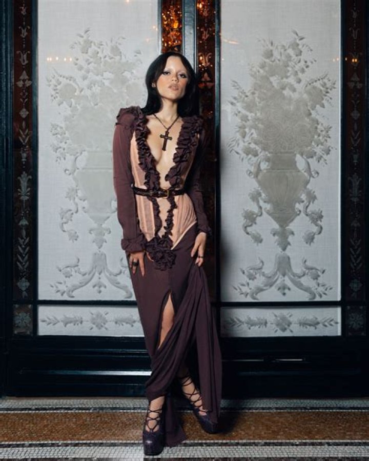 Unveiling the Allure: Lacey Evens Naked